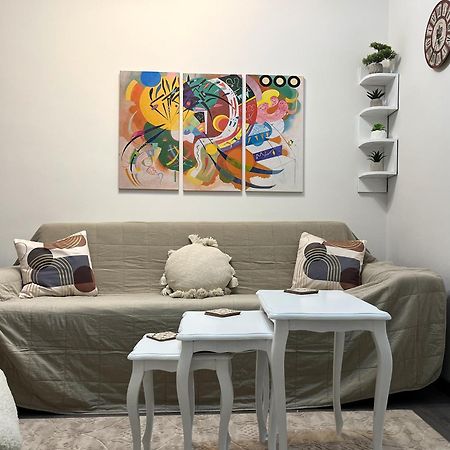 Main Street Retreat Apartment With Free Parking サラエヴォ エクステリア 写真