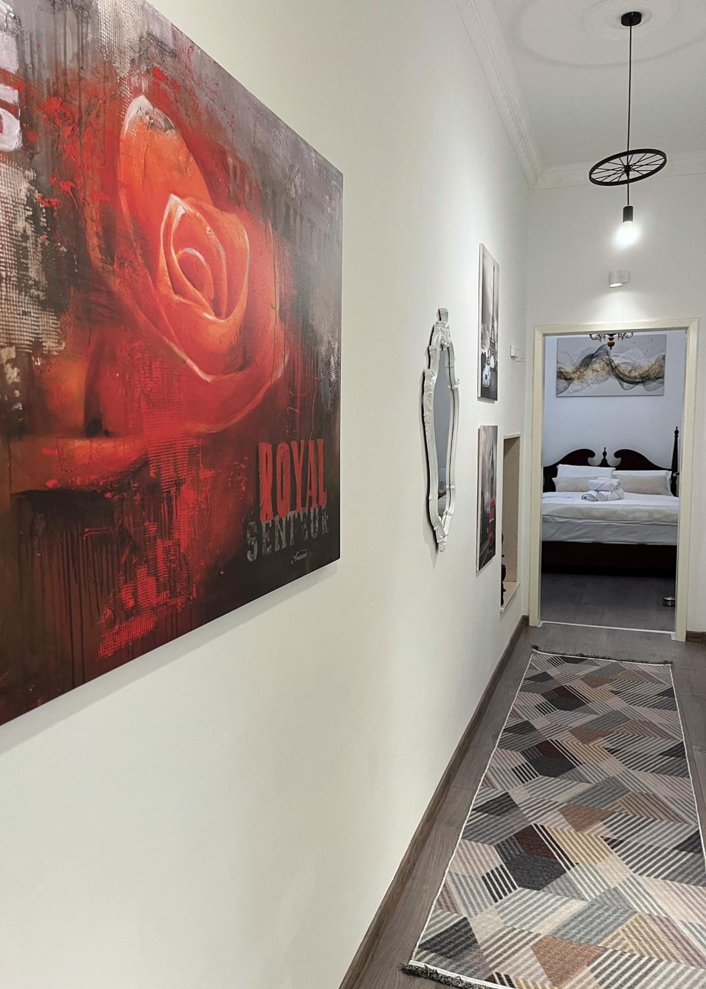 Main Street Retreat Apartment With Free Parking サラエヴォ エクステリア 写真
