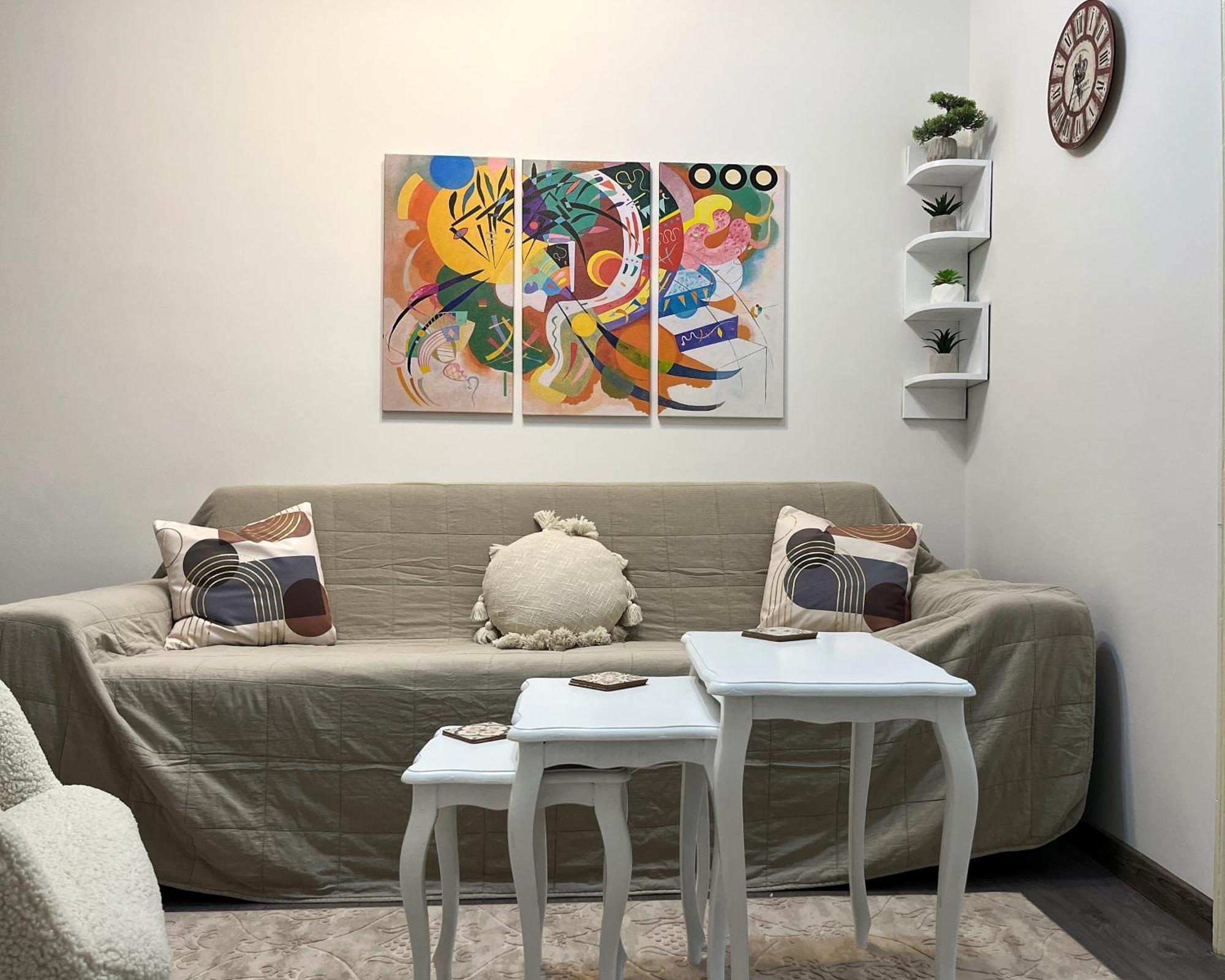 Main Street Retreat Apartment With Free Parking サラエヴォ エクステリア 写真