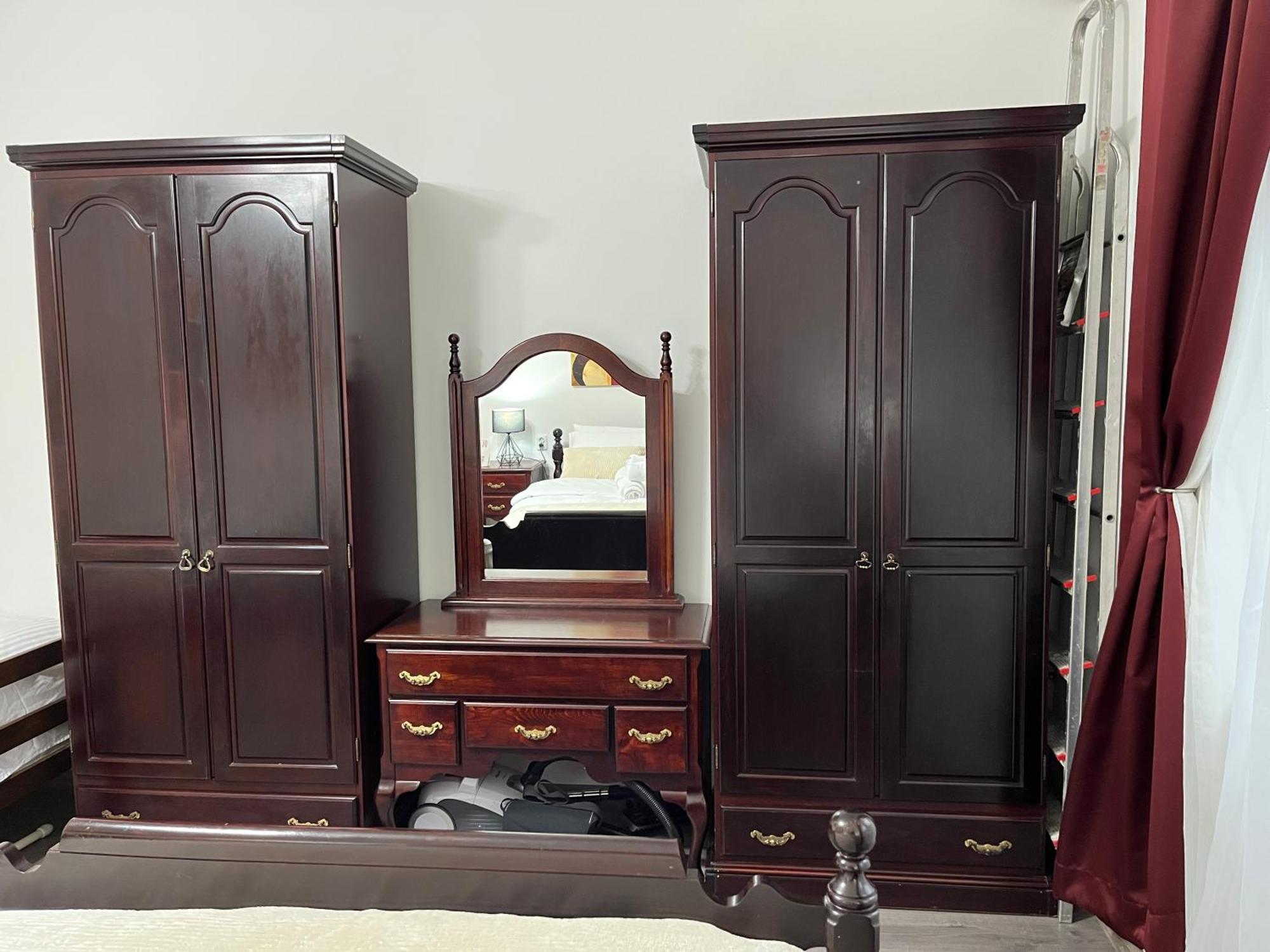 Main Street Retreat Apartment With Free Parking サラエヴォ エクステリア 写真