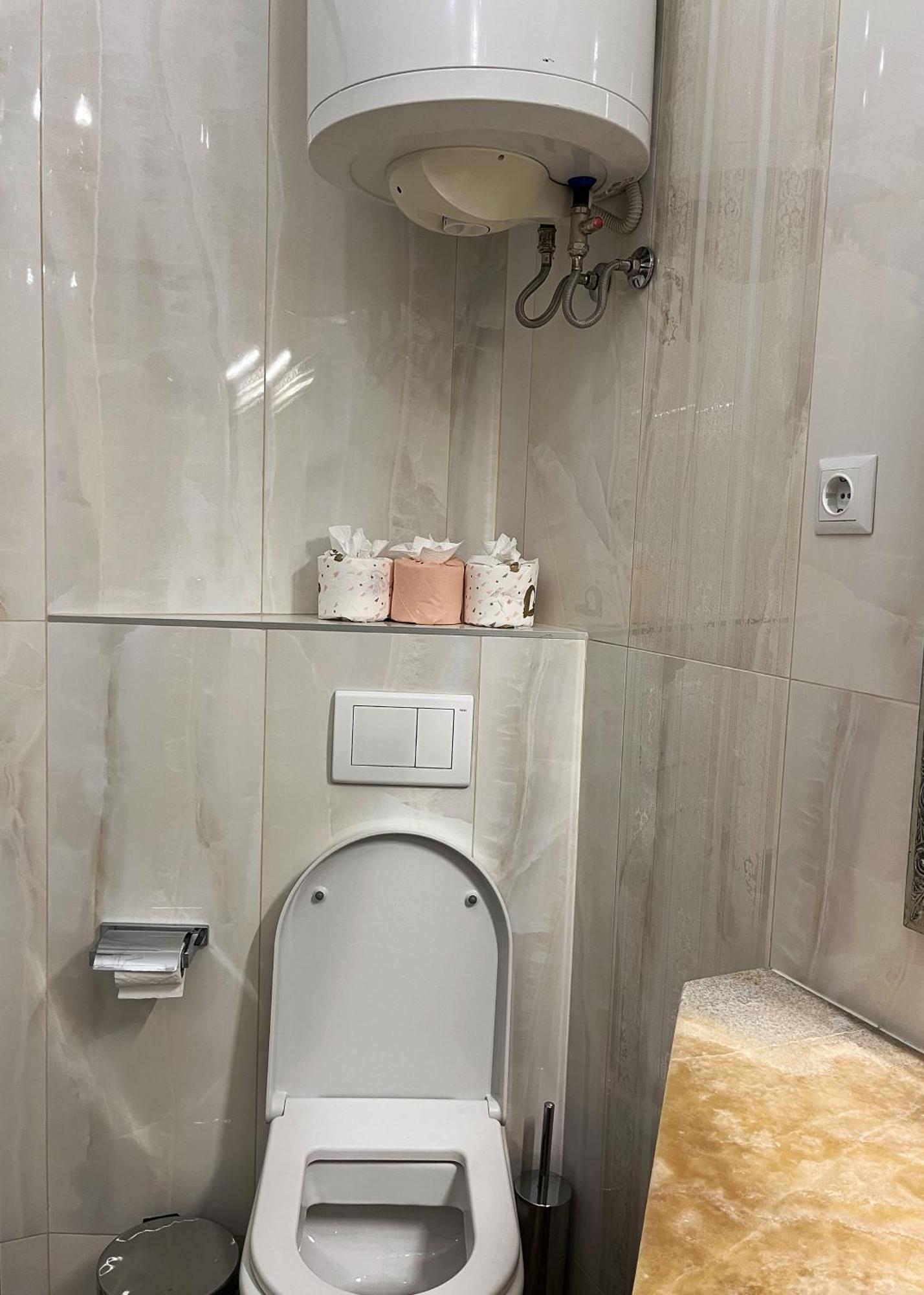 Main Street Retreat Apartment With Free Parking サラエヴォ エクステリア 写真